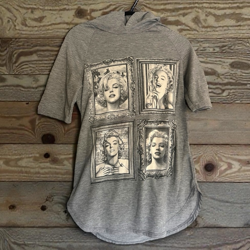 Marilyn Monroe Lightweight Short Sleeve Hoodie